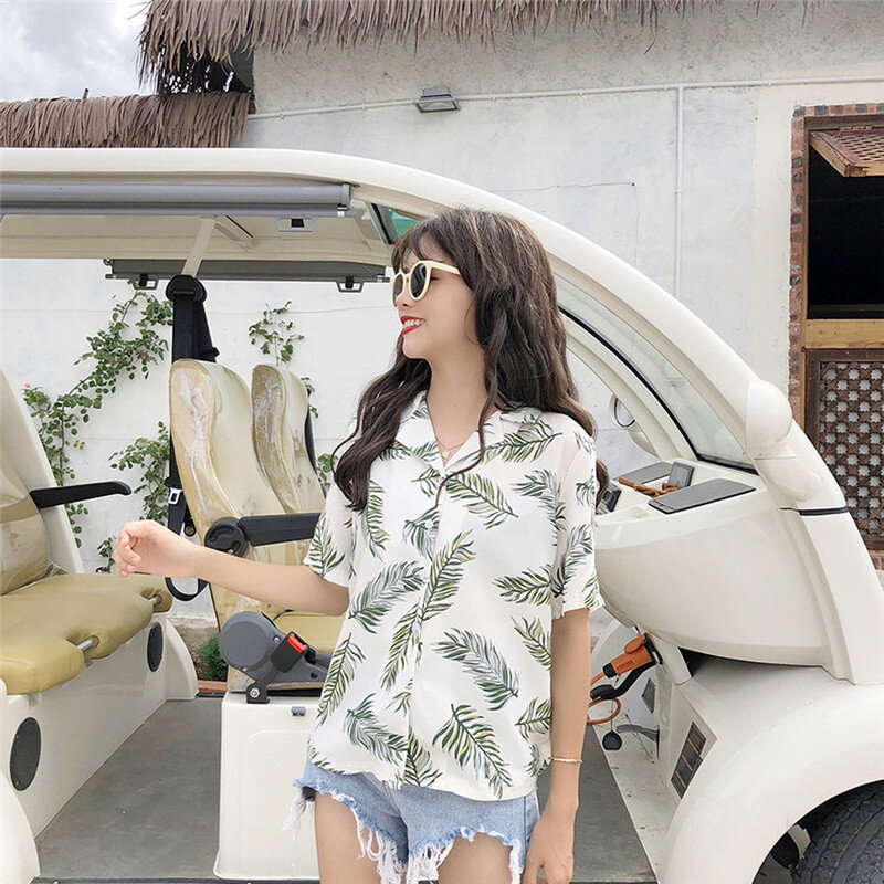 Summer New Female Hawaiian Fashion Floral Short Sleeve Shirts Ladies  Loose Casual Tops Chiffon Blouses One size