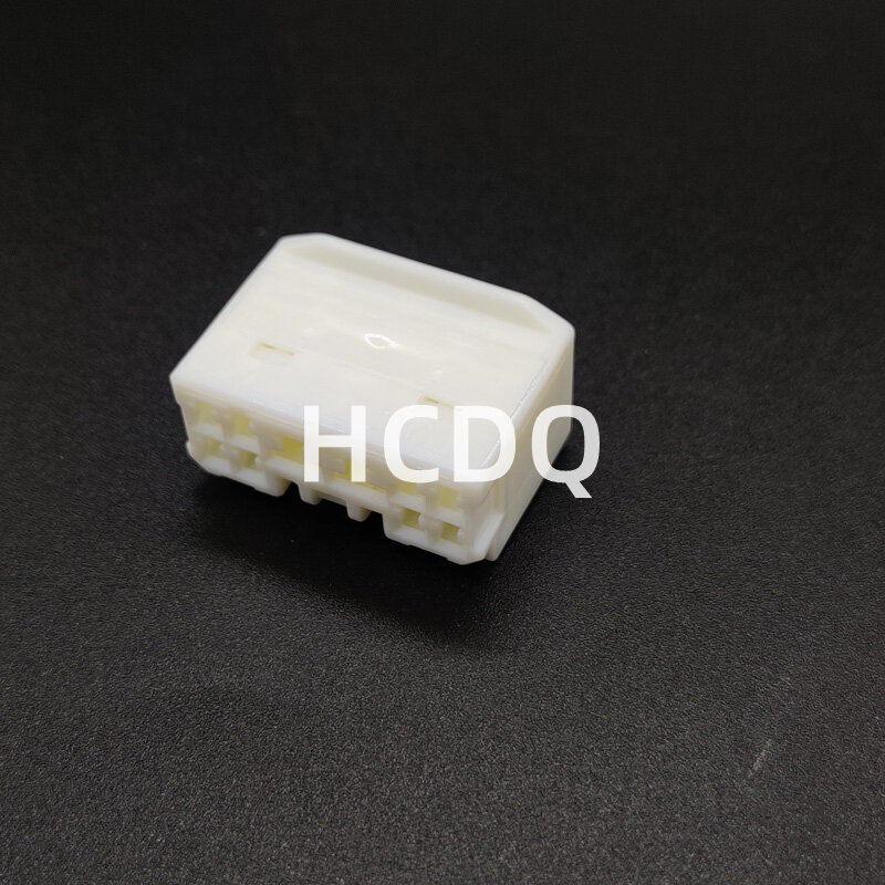 The original 90980-11850 10PIM  automobile connector plug shell and connector are supplied from stock