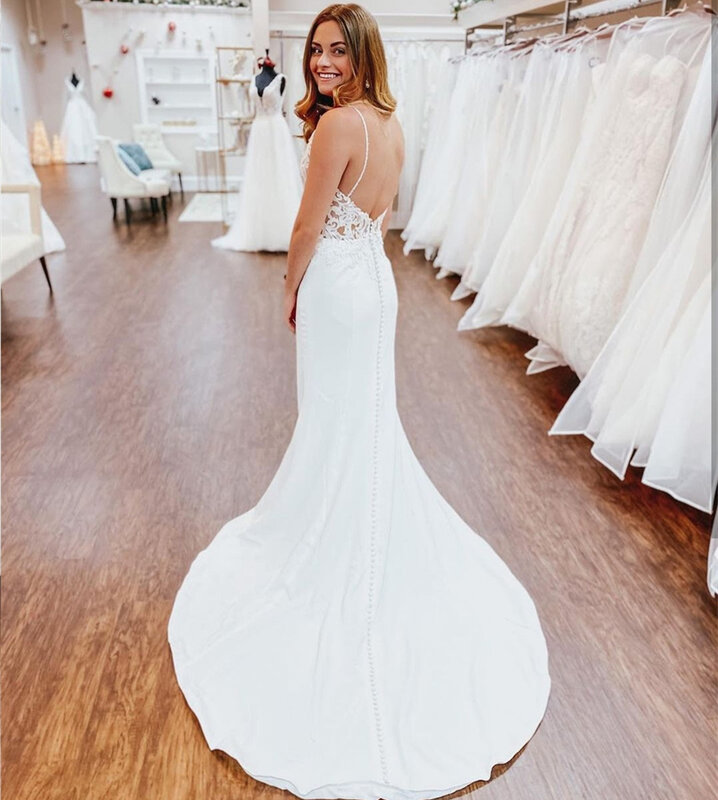 Wedding Dress Straight V-Neck Spaghetti Straps Sleeveless Backless Satin Lace Appliques Floor Length Sweep Train Bride Gown New