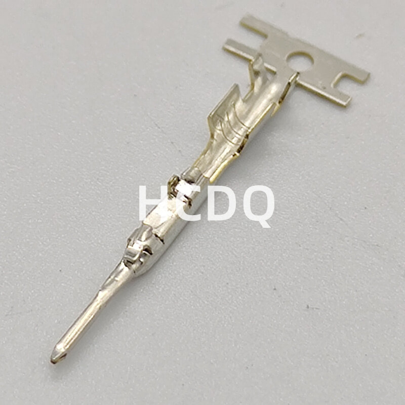 100 PCS Liefern original automobile anschluss 8100-4027 metall kupfer terminal pin