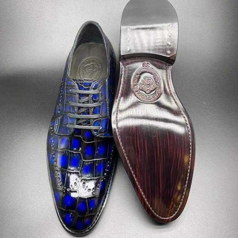 Chue nova chegada dos homens vestido sapatos masculinos sapatos formais homens sapatos de couro de crocodilo azul carve padrões brogue sapatos para homens azul