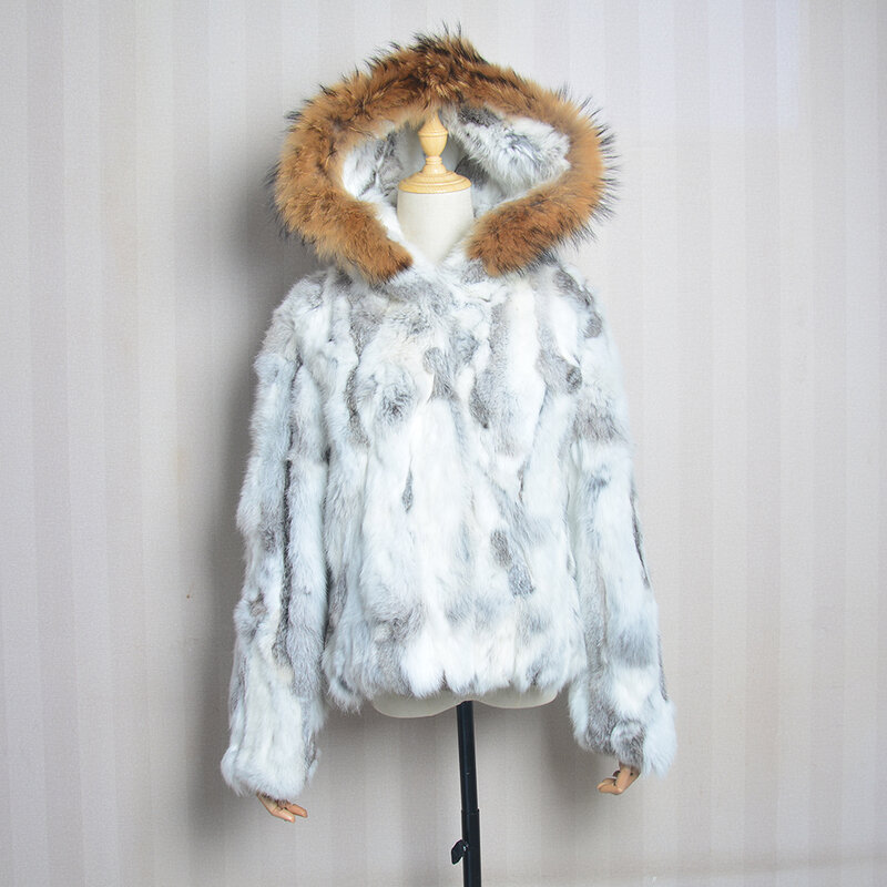 Женское зимнее теплое пальто из натурального кроличьего меха