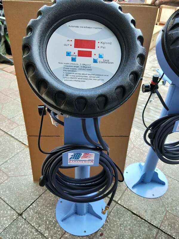Inflator do pneu de digitas para a loja do reparo