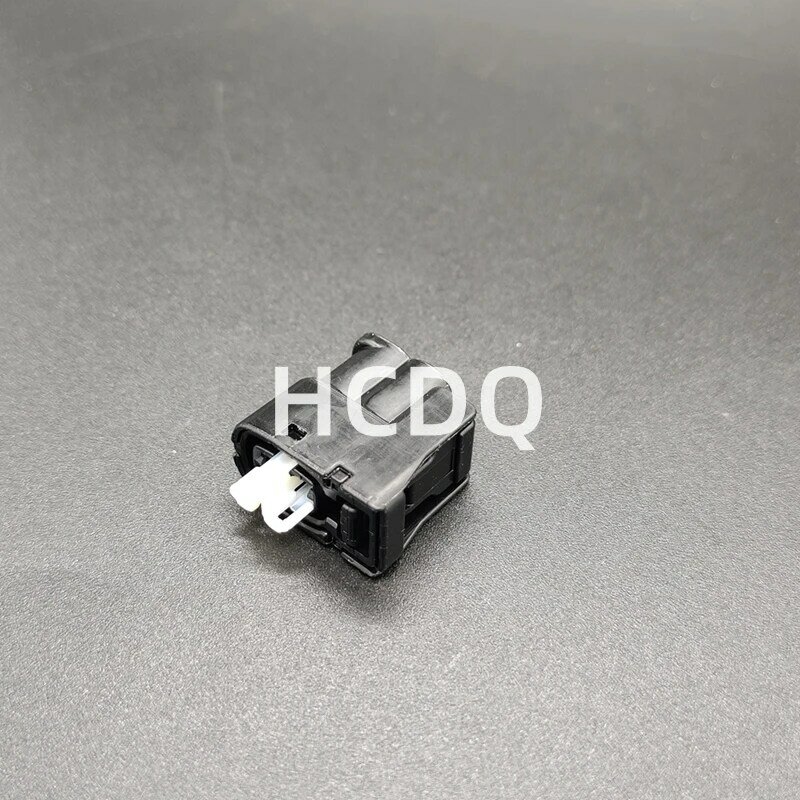 The original 90980-11246 2PIN Female automobile connector plug shell and connector are supplied from stock