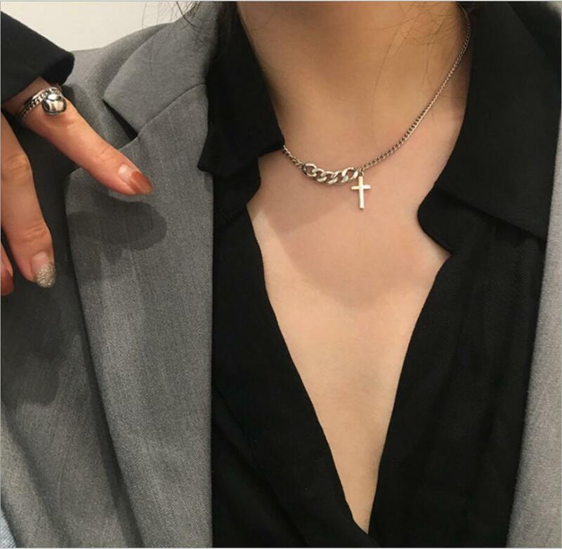 Semplice classico moda fronte-retro croce argento antico colore ciondolo ragazza breve catena lunga collane gioielli per le donne S2198