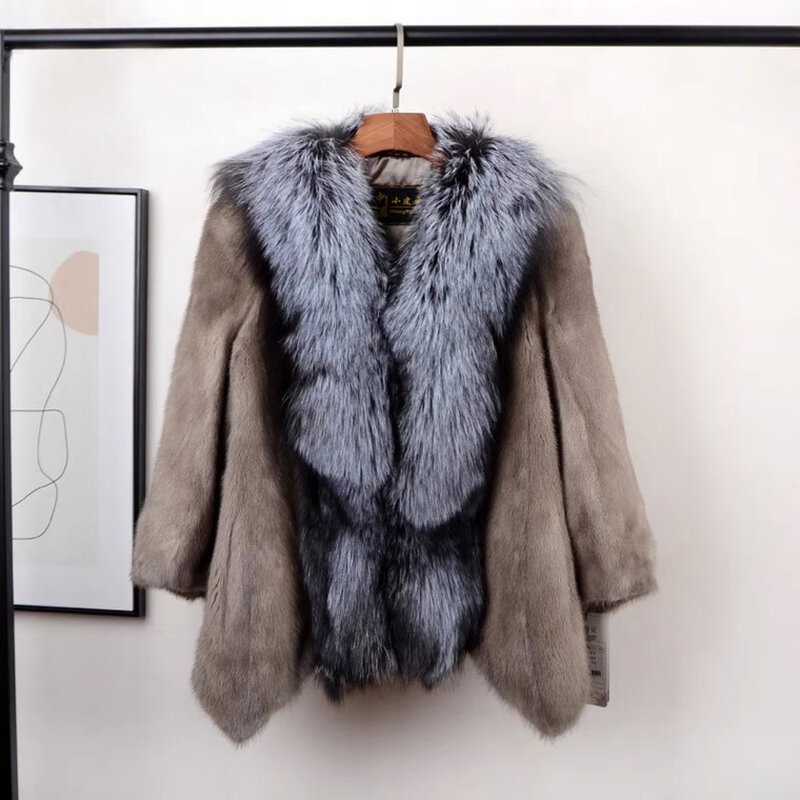 Nuova giacca delle donne gonfi corte di modo di modo del cappotto di visone naturale reale del cappotto di pelliccia di Aulande inverno 2021 trasporto libero