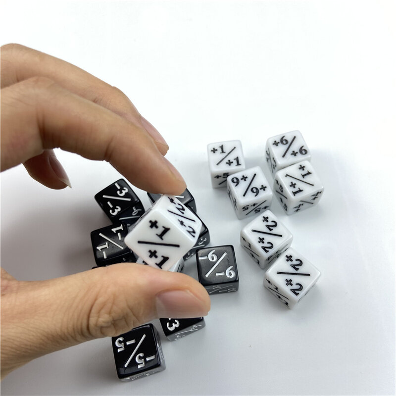 Счетчики костей, 10 шт., 5 положительных + 1/+ 1 и 5 отрицательных-1/-1 для настольной игры Magic The Gathering, забавные кубики белого и черного цветов