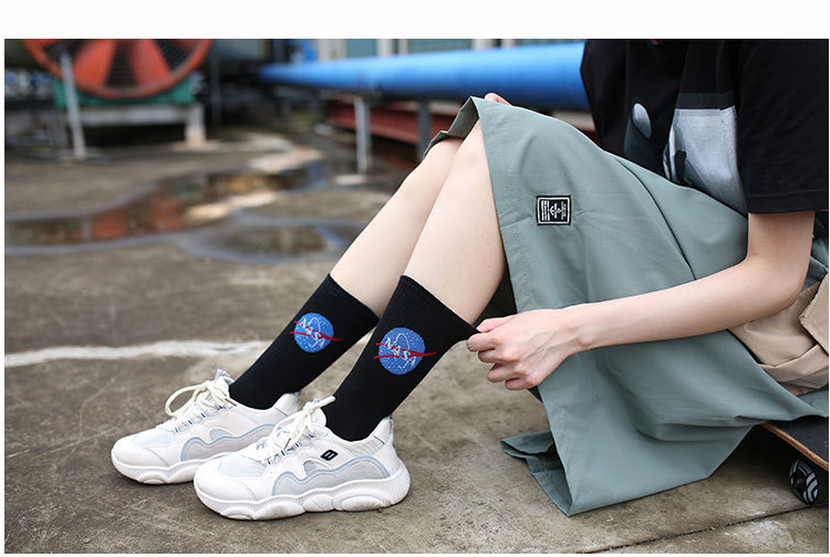 Estilo coreano moda harajuku rua hip hop meias unissex divertido meias masculinas feliz skate personagem chinês carta senhoras meias