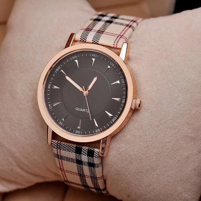Reloj mujer orologio da donna nuovo quarzo di lusso da donna con quadrante in oro rosa orologio da polso Casual orologi Relogio Feminino vendita calda