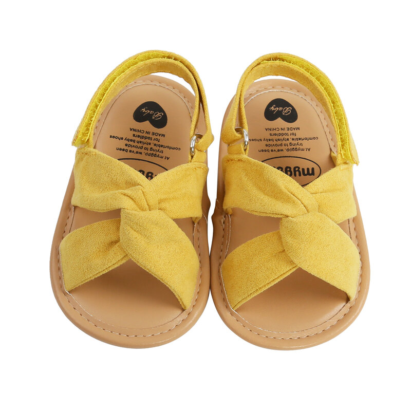 Дышащие летние сандалии для девочек, однотонная обувь на мягкой подошве для малышей, для дома и улицы