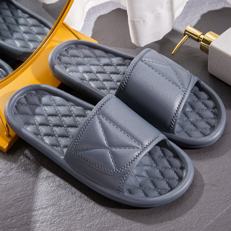 Zapatillas de suela gruesa para hombre y mujer, chanclas suaves antideslizantes para el baño, de verano