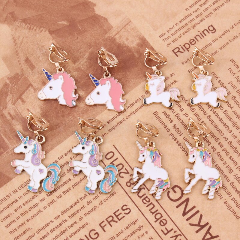 WENHQ-pendientes de unicornio de dibujos animados para niña pequeña, bonitos Clips para las orejas de moda para estudiantes, fiesta de cumpleaños, regalo sin perforaciones
