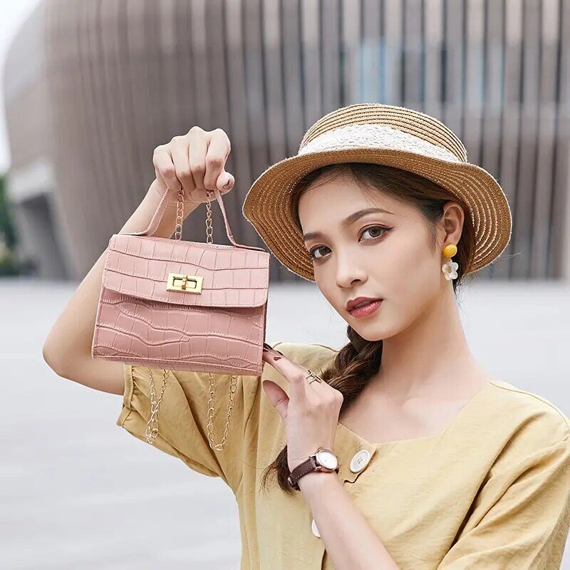 กระเป๋าหนังผู้หญิง PU คุณภาพสูง2021เกาหลีรูปแบบจระเข้กระเป๋าถือผู้หญิง Messenger ล็อคกระเป๋าสี่เหล...