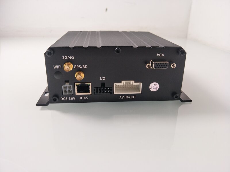 ハードディスク + sdカードサイクル記録3グラムgpsリモートビデオ4チャンネル監視ワイド電圧DC8V-36Vモバイルdvrクレーン/収穫