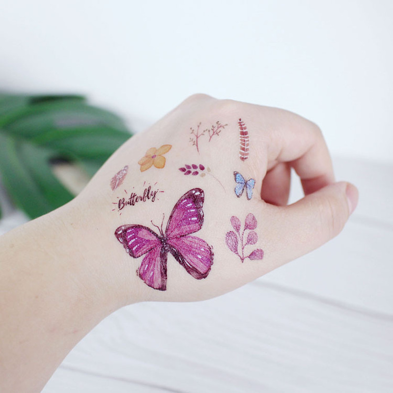 Tatuaggio finto temporaneo bambino bambini corpo regalo di compleanno simpatico cartone animato farfalla viso Body Art adesivo impermeabile pittura sulle gambe del braccio