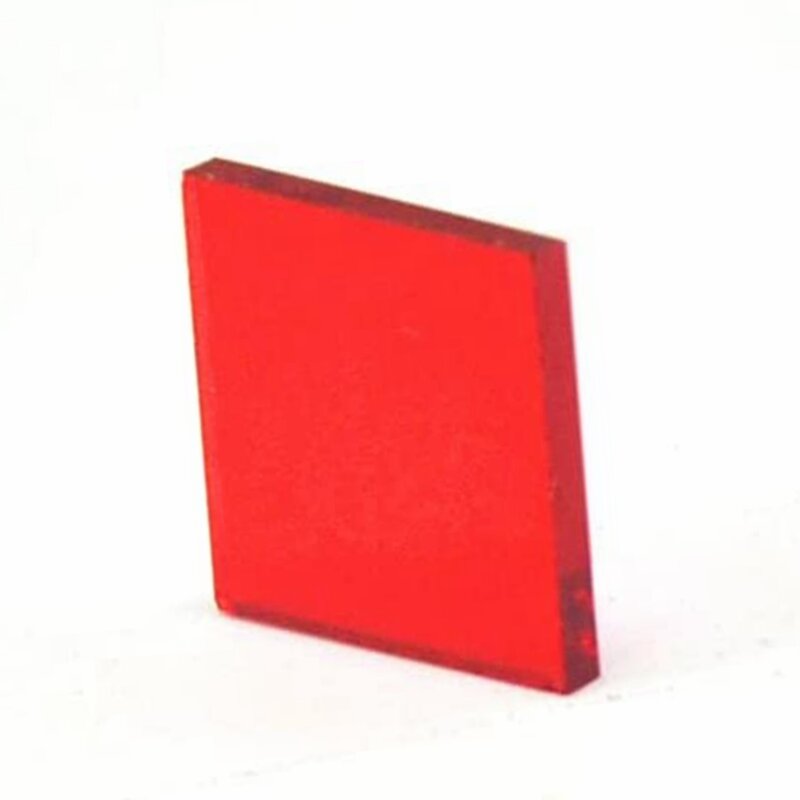 Lente de filtro láser rojo de alta transmitancia 650nm contra 400-1100nm 9x9x1,0mm