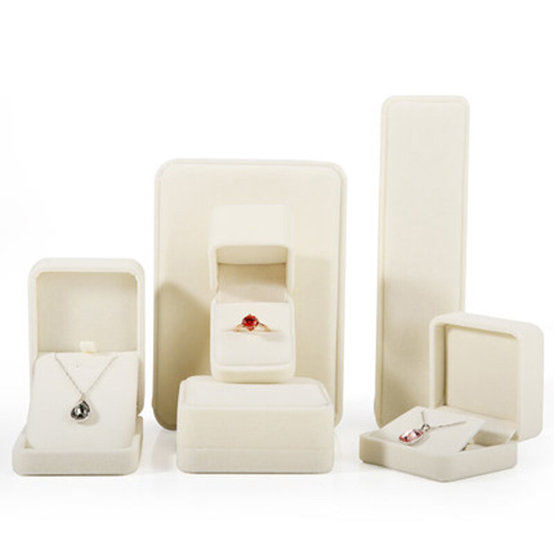 Qualität cremig-weiß Samt Ohrring Halskette Sammlung Armband Display Halter Schmuck Lagerung Fall Vorschlag Ring Armreif Box
