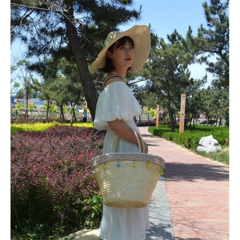 52x31CM 2020 New Hair Ball Wheat Grass Woman Straw Bag Shoulder Travel Vacation Bag a6268