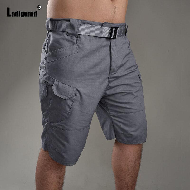 Plus Size 6xl pantaloncini per il tempo libero da uomo nuovi pantaloni estivi europei con tasche abbigliamento da spiaggia Casual Skinny maschile 2021