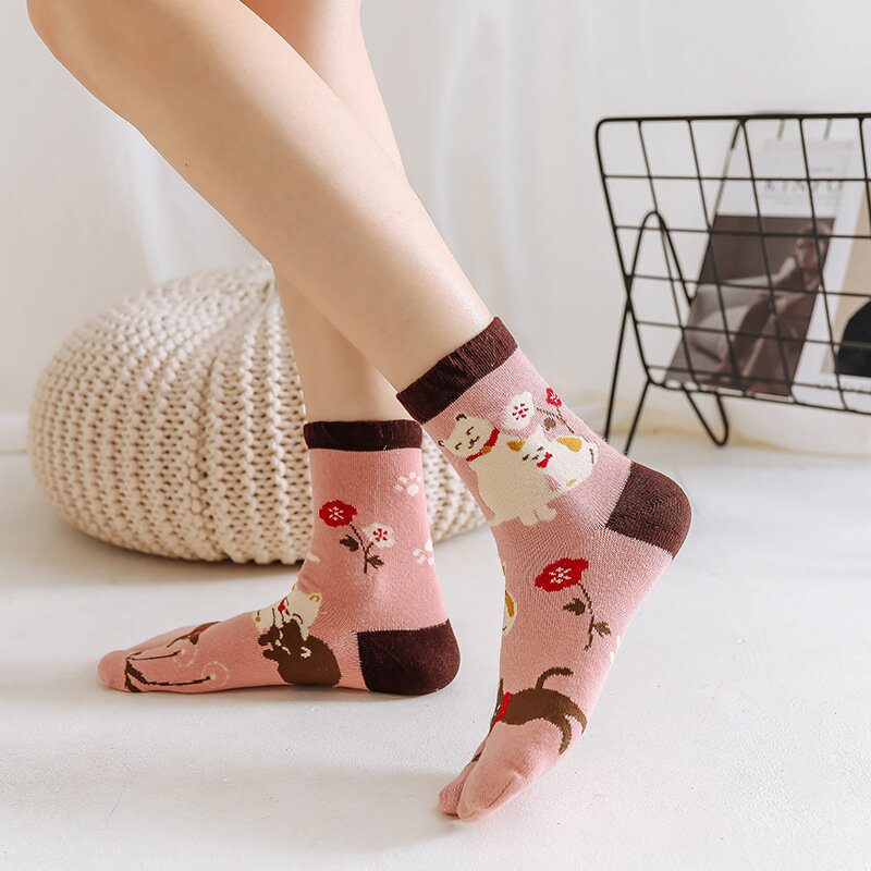 Носки с двумя пальцами женские хлопковые осенне-зимние толстые носки с рисунком животных из мультфильмов носки с двумя пальцами милая искусственная кошка