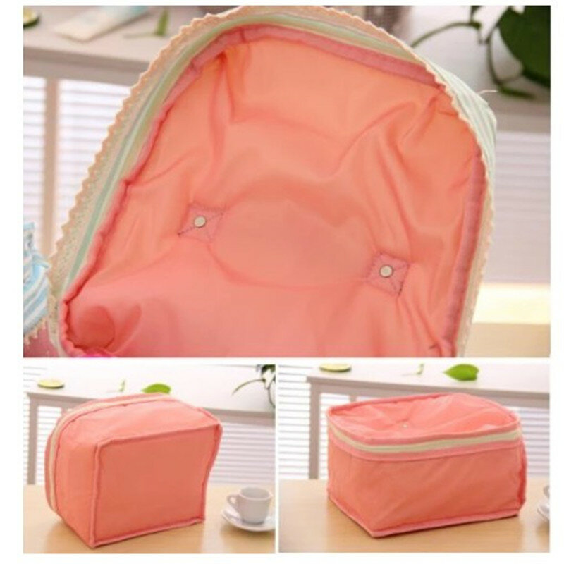 Women Large Capacity Portable Cosmetic Bag New Arrival Makeup Bag Dot Handbag Canvas Bag Underwear Bra Sock storage Travel Bag