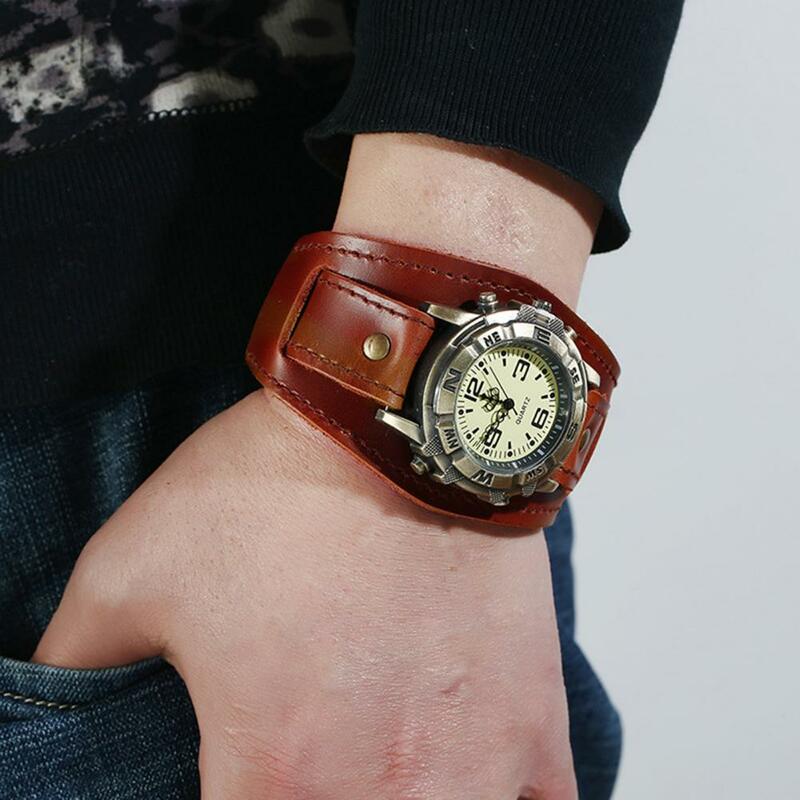 Reloj de pulsera de cuarzo para pareja, cronógrafo de piel sintética con diseño de números informales, esfera redonda, estilo Punk Vintage