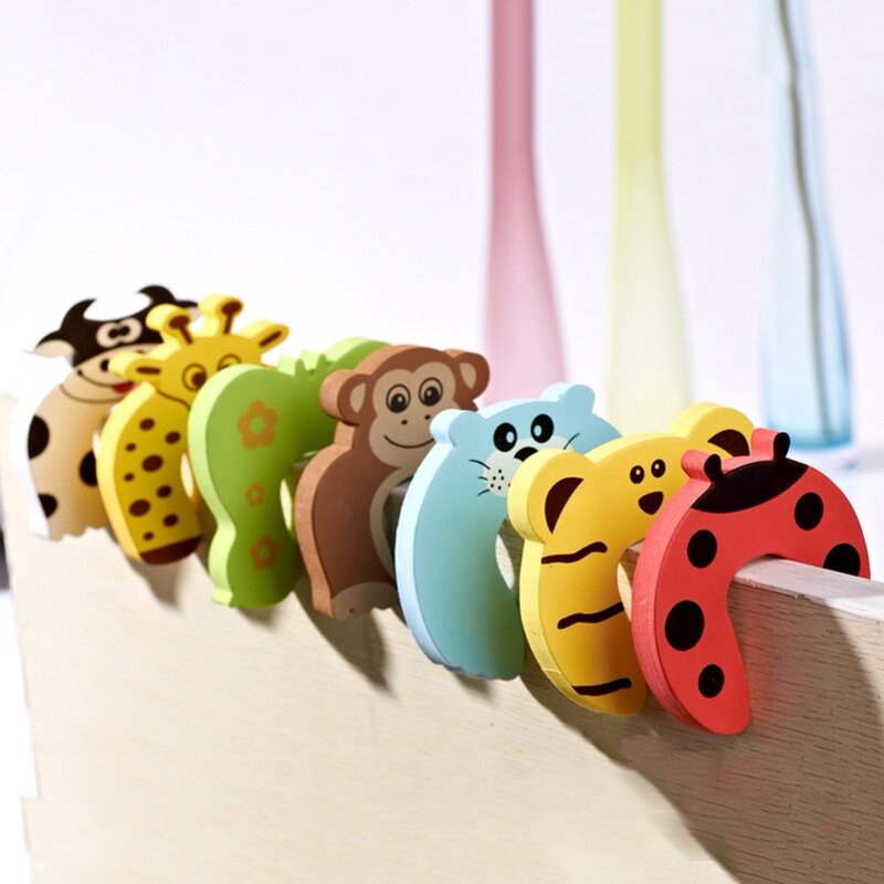 2pcs Baby Child Proofing Door Stoppers Finger Safety Guard Noise Prevention Anti-pinch Random Color Lovely Animal Style