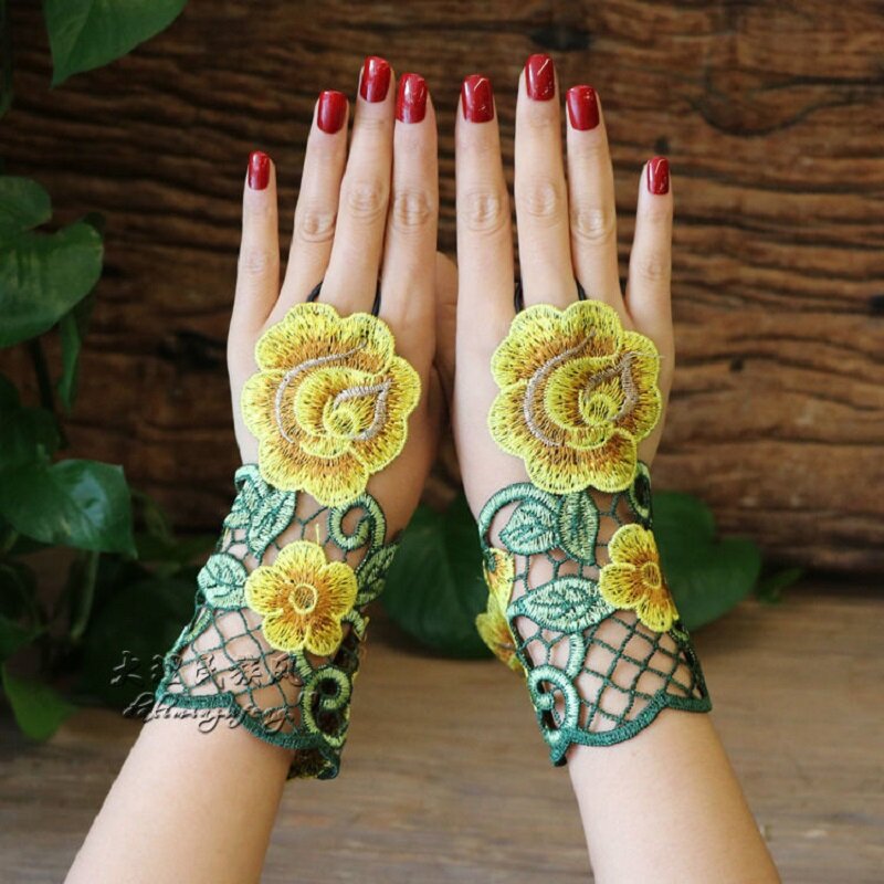 Set Cincin Gelang Retro Bunga Renda 3D Sarung Tangan Aksesori Wanita untuk Dekorasi Aksesori Pesta Rumah Merah