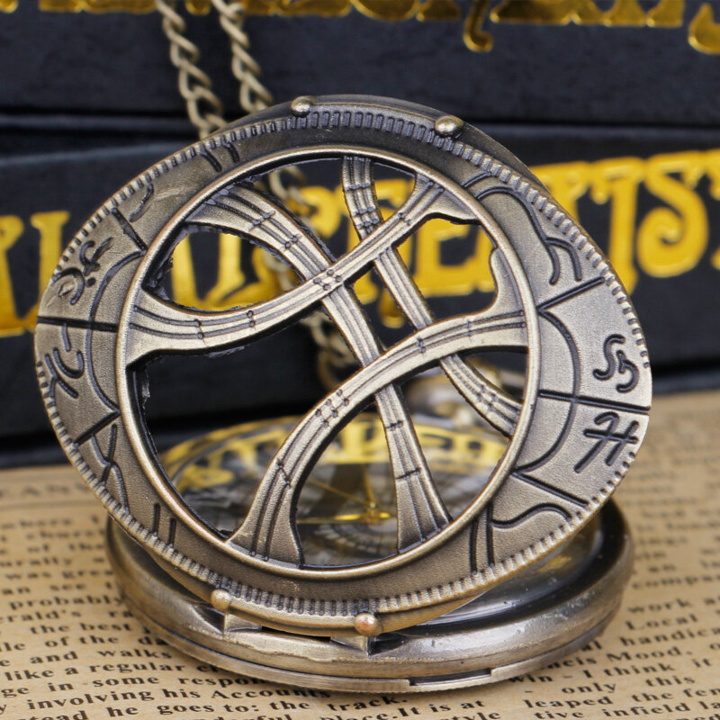 ساعة جيب كوارتز مستديرة للرجال والنساء ، شكل العين ، قلادة المجوهرات ، سلسلة الهدايا