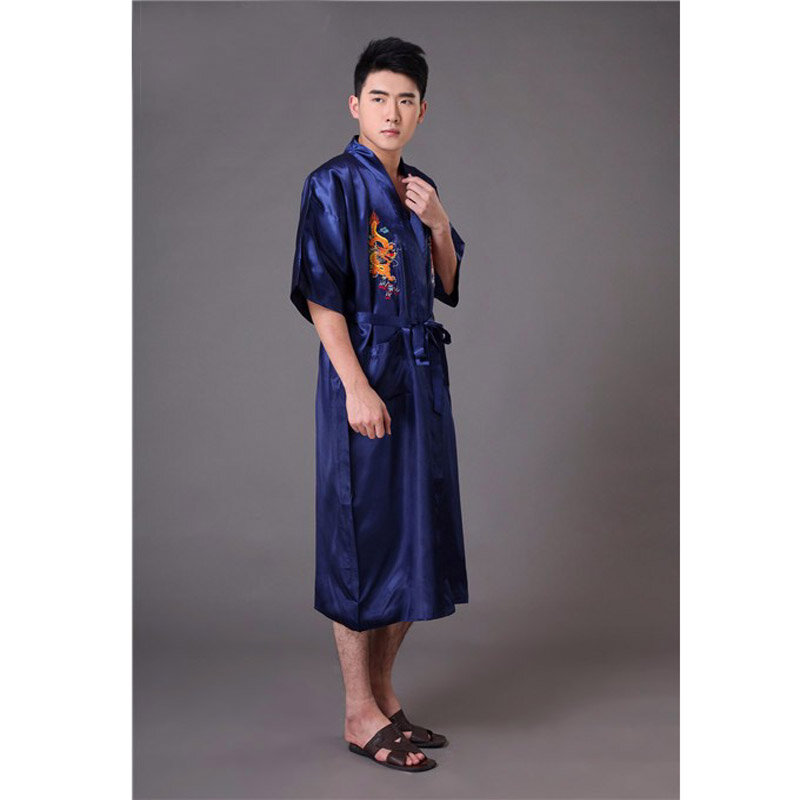 Bata tradicional navybluechina para hombre, ropa de dormir de satén con dragón bordado, Kimono Vintage Yukata, bata de baño de alta calidad, novedad de 011031