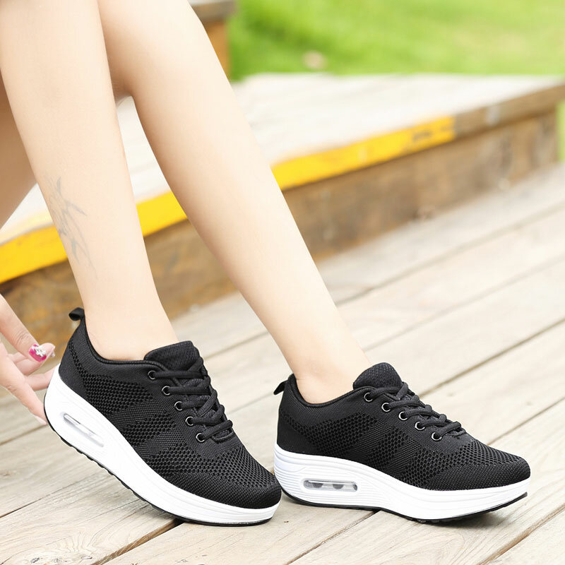 Zapatos informales de aumento de altura para mujer, Zapatillas con plataforma de malla transpirable, a la moda, con cuñas de tacón alto