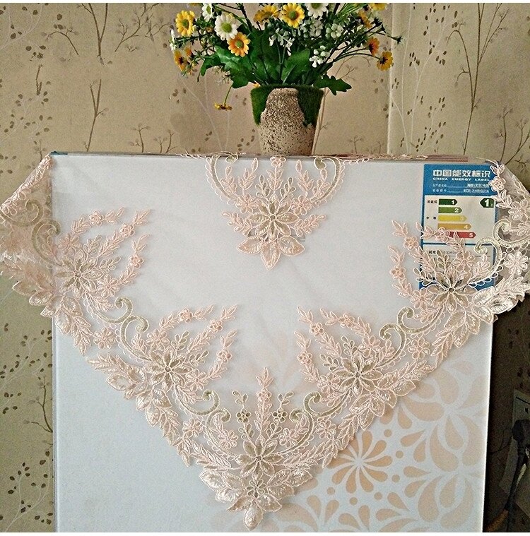 European Pastoral Embroidery Lace Fabric Exquisite Pink Tablecloth Home Multi-purpose Cover Cloth Christmas Wedding Decoration