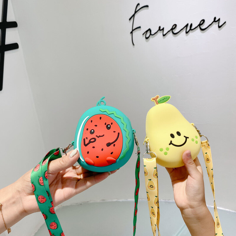 2020 nouveau Style enfants sacs mignon doux Silicone sacs à bandoulière créatif motif de fruits mode bandoulière sacs de messager filles sacs à main