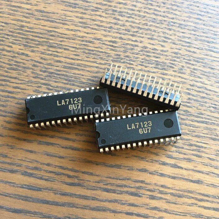 2PCS LA7123 DIP-30 Integrated Circuit IC chip