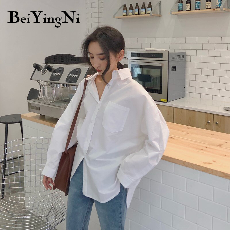 Beiyingni 2022ฤดูใบไม้ผลิฤดูใบไม้ร่วงเสื้อผู้หญิงสีขาวหลวมขนาดใหญ่เสื้อหญิงหลวม BF เกาหลีสไตล์ Blusas กระเป๋า