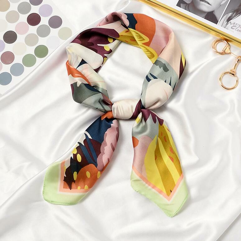 Lenço quadrado com estampa florescente para mulheres, bandana, faixa de cabelo, envoltórios de cabeça, xale feminino, lenço fashion, 2021