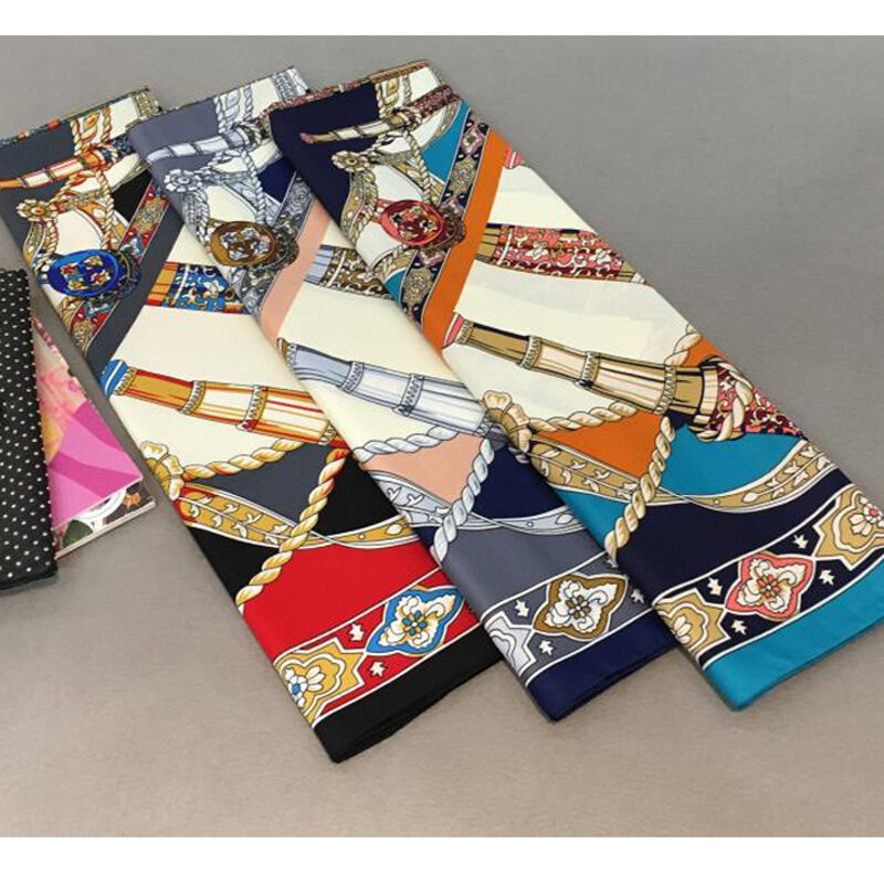 Foulards carrés en soie pour femmes, châles en Satin doux, Bandana, Hijab, 130x130cm, à la mode
