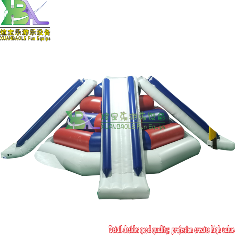 Scivolo galleggiante gonfiabile di galleggiamento di colore su ordinazione di buona reputazione del gioco di Sport acquatici ermetico