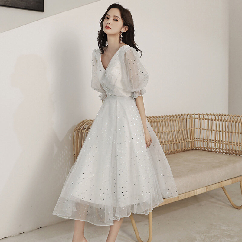 Little Dress Fairy Line-vestido de noche para banquete, falda pequeña ajustada de longitud media, color blanco, novedad de 2020
