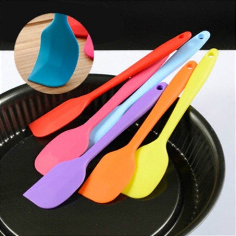 Heat Resistant Integrate Handle Silicone Scraper Kitchen Baking Non-stick Silicone Pan Spatula Pastry Cake Kitchen Cooking Tool