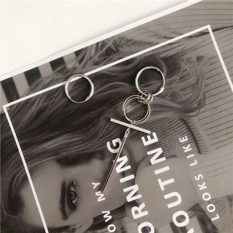 ファッション金属合金のペンダントイヤリング韓国人気金属幾何非対称サークルロング耳のスタッドジュエリー卸売