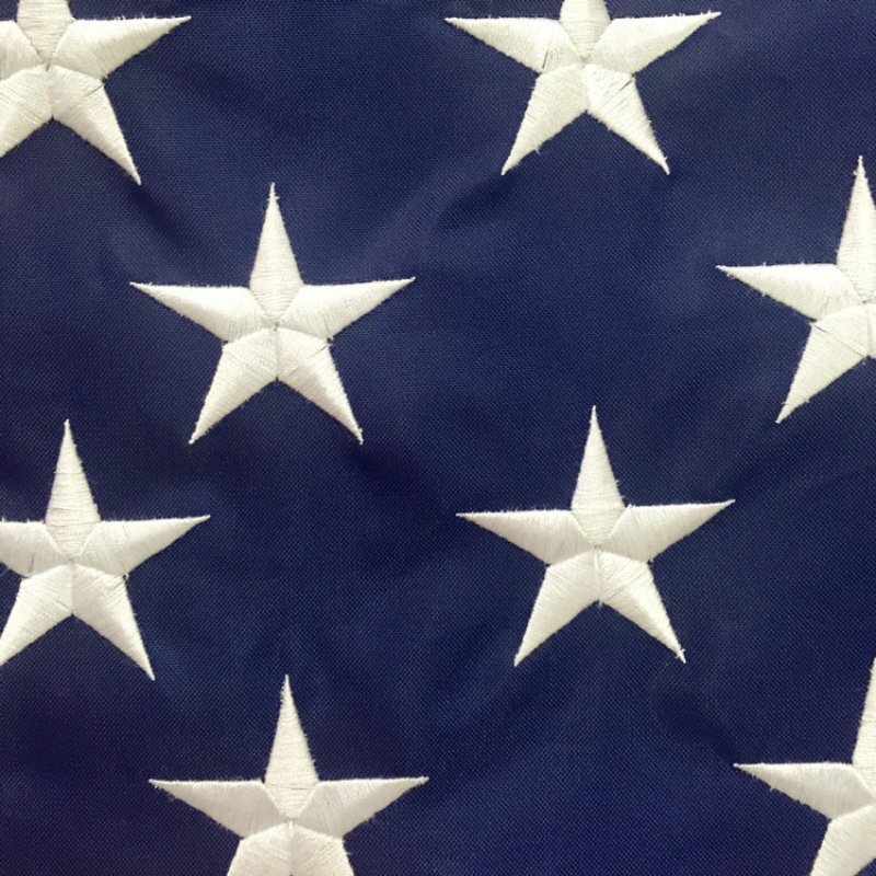 35.4X59 인치 자수 미국 국기 독립 기념일 야외 미국 국기 방수 나일론 수 놓은 줄무늬 황동 그로밋 90*150cm