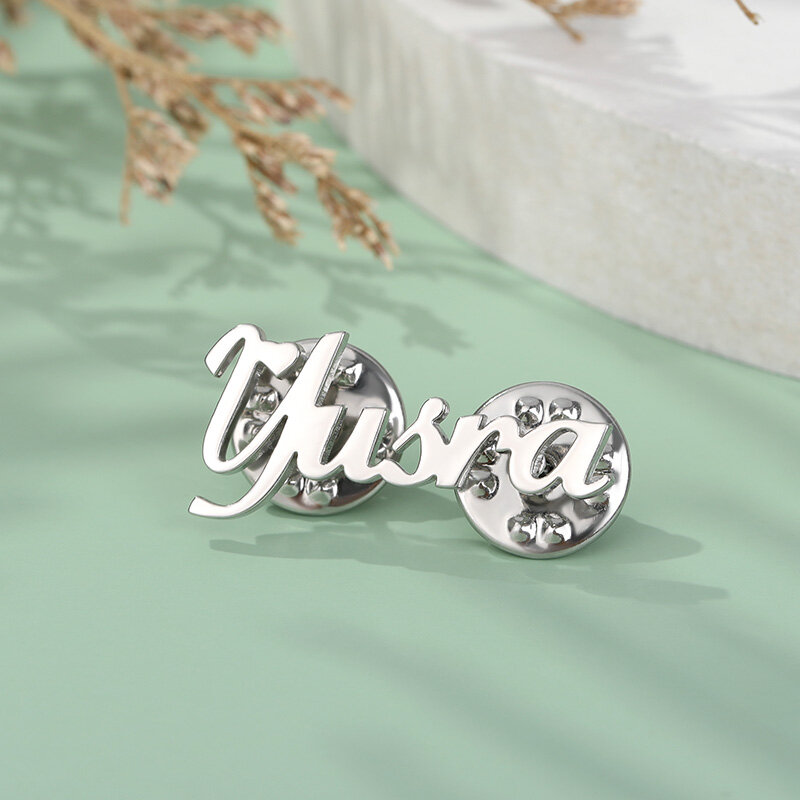 Broche personalizado com nome, broches para mulheres e homens, joias personalizadas em aço inoxidável, bijuterias para presente