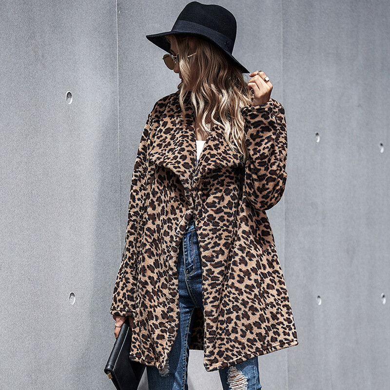 Manteau en fausse fourrure femmes 2020 nouveau léopard imprimé Outwear à manches longues manteau mince col rabattu mode hiver chaud en peluche veste