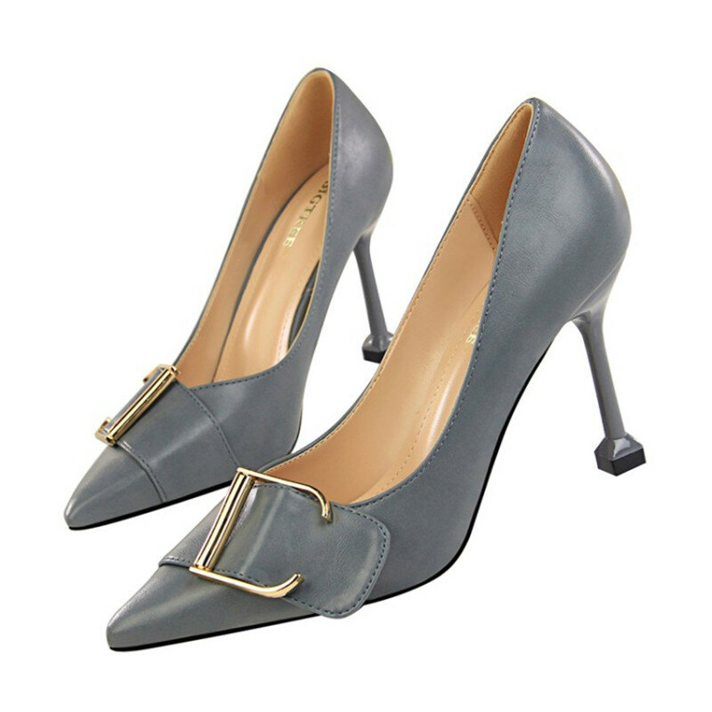 Sandalias de tacón alto con hebilla de cinturón de metal para mujer, zapatos sexis y delgados, boca baja, novedad de verano 2020
