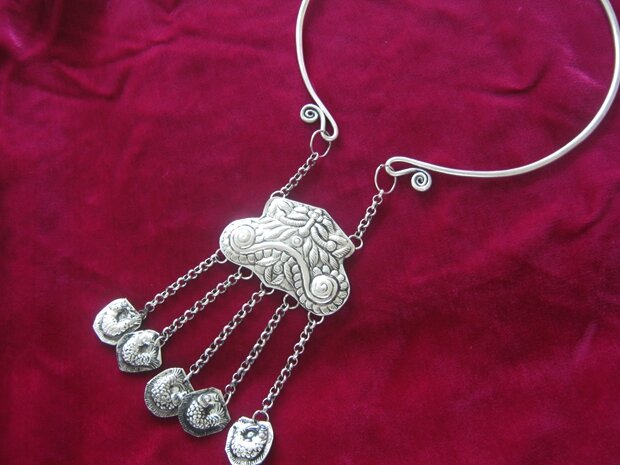 Handmade Miao srebrna spersonalizowana biżuteria Hanfu akcesoria kołnierz retro naszyjnik z pałąkiem na kark motyl