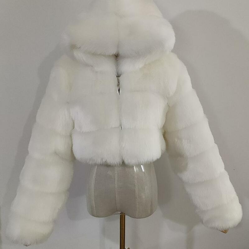 High Quality Furry Cropped Faux Fur Coats and Jackets Women Fluffy Top Coat with Zip Hooded Winter Fur Jacket