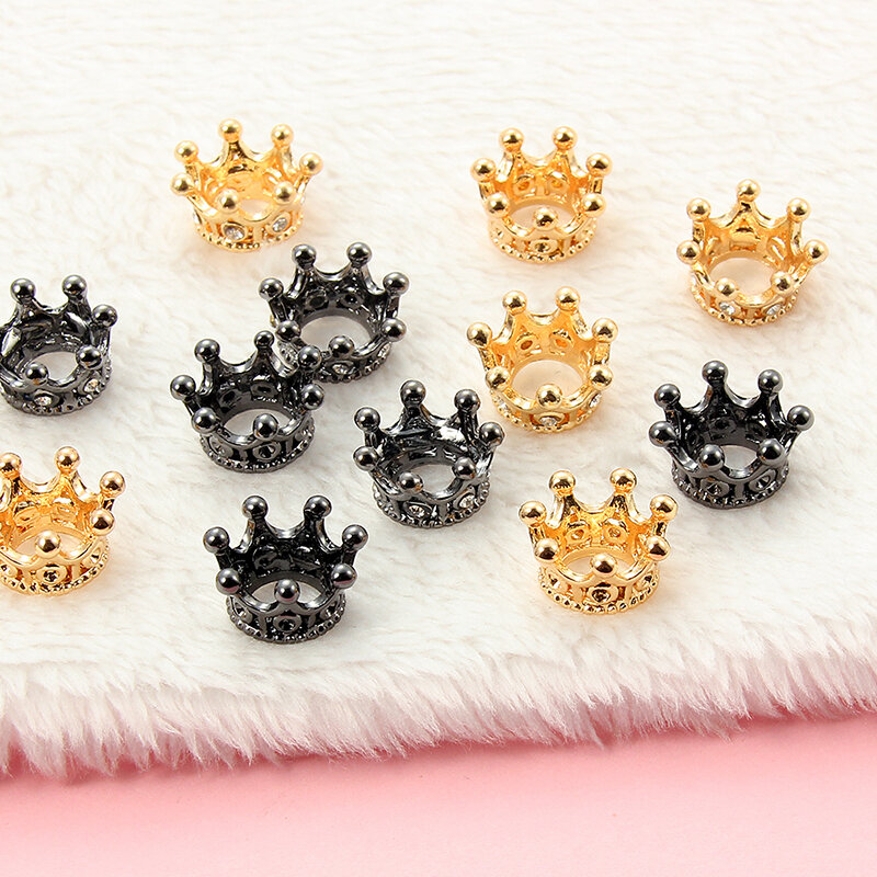 10 Buah/Lot Hiasan Gantung Manik Longgar Warna Emas Manik Mahkota Ratu Raja untuk Aksesori Pembuatan Perhiasan