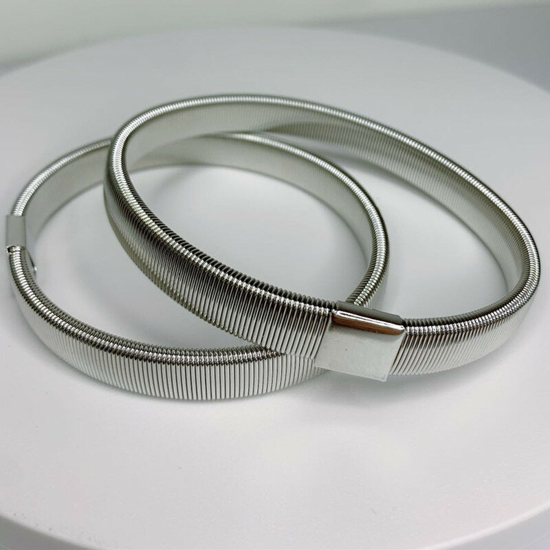 Giarrettiere a manica elastica in metallo elastico Unisex braccialetti da uomo anelli da braccio elastici camicia porta maniche polsini accessori di abbigliamento