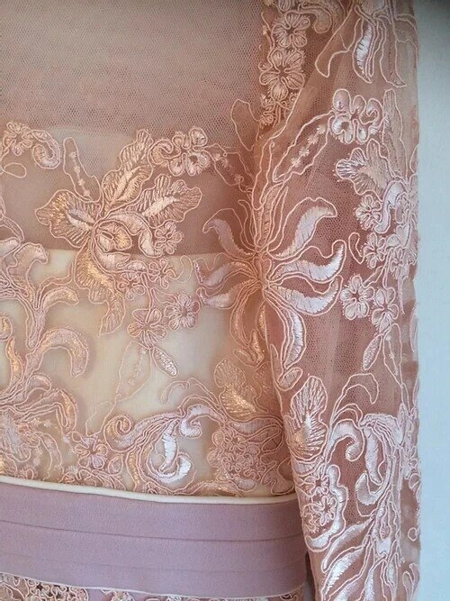 Robe en dentelle de couleur rose sur mesure pour mère de la mariée, tenue formelle de mariage